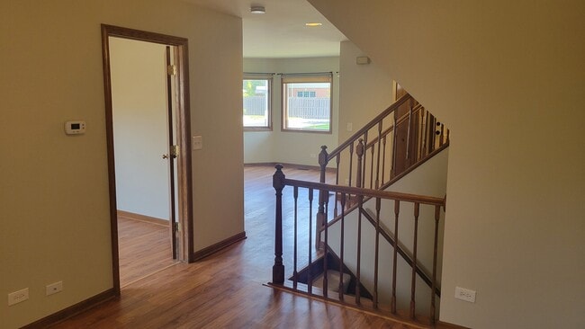 Building Photo - 104 Quail Dr