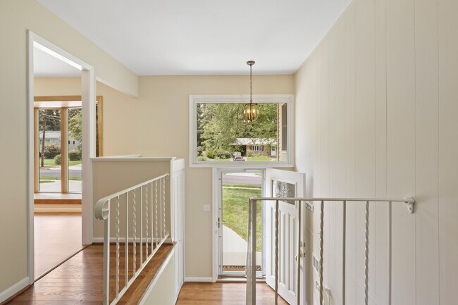 Building Photo - 2527 Swift Run St