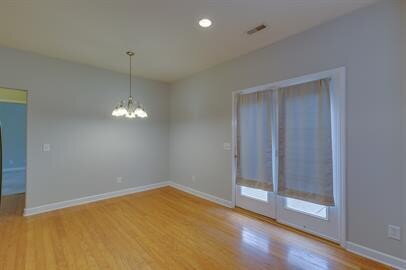 Building Photo - Beautiful 3 bedrooms 2.5 bathrooms in Spri...