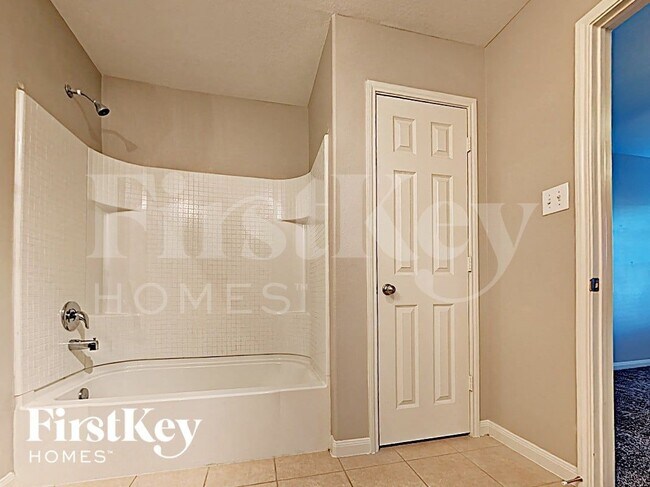 Building Photo - 24543 Eagles Claw Dr