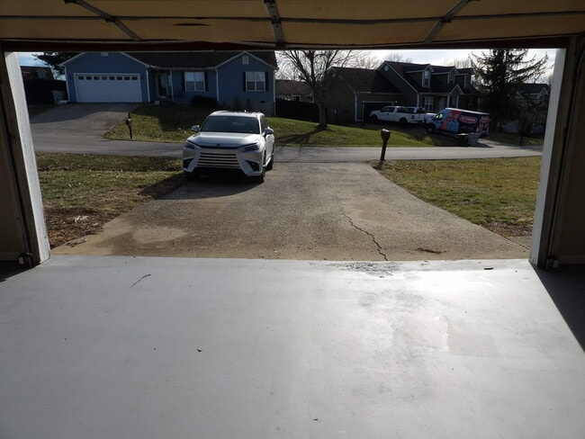 Building Photo - 107 Shannon Ln