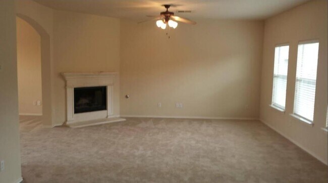 Building Photo - 1512 Tonia Loop
