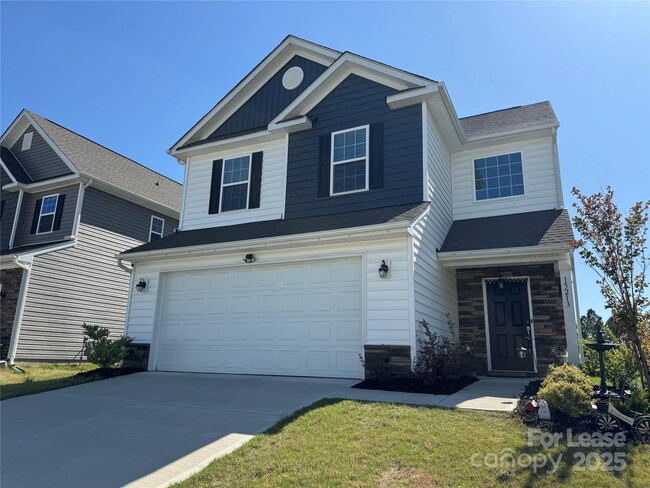 Building Photo - 15213 Lake Ridge Rd