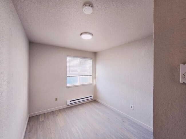 Building Photo - 808 - Sultan Horizons, LLC (TENANT FULFILL...