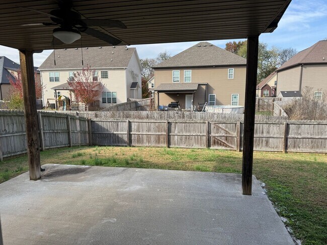 Building Photo - Crosswinds Subdivision! Beautiful 2 Story Rental off Tylertown Rd.