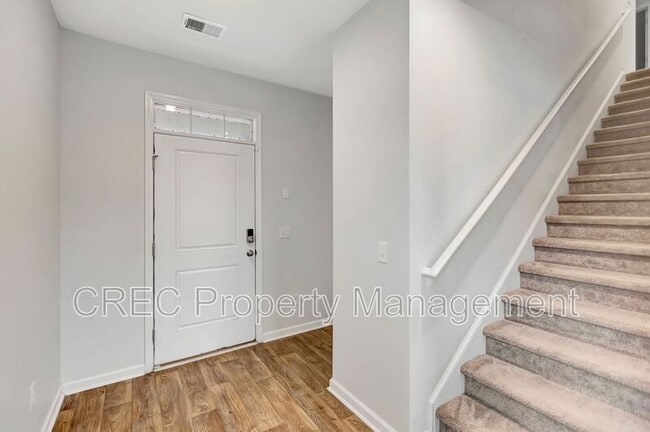 Building Photo - 575 Wayton Cir