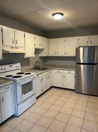 Building Photo - 30 Whitney St