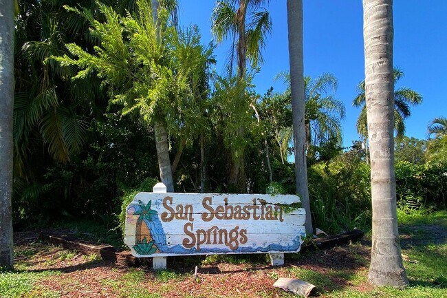 Building Photo - Vero Beach Rentals. Vero Beach Rent, LLC and Property Management Company