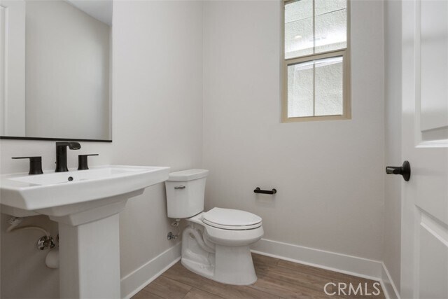 Building Photo - 9355 Astor