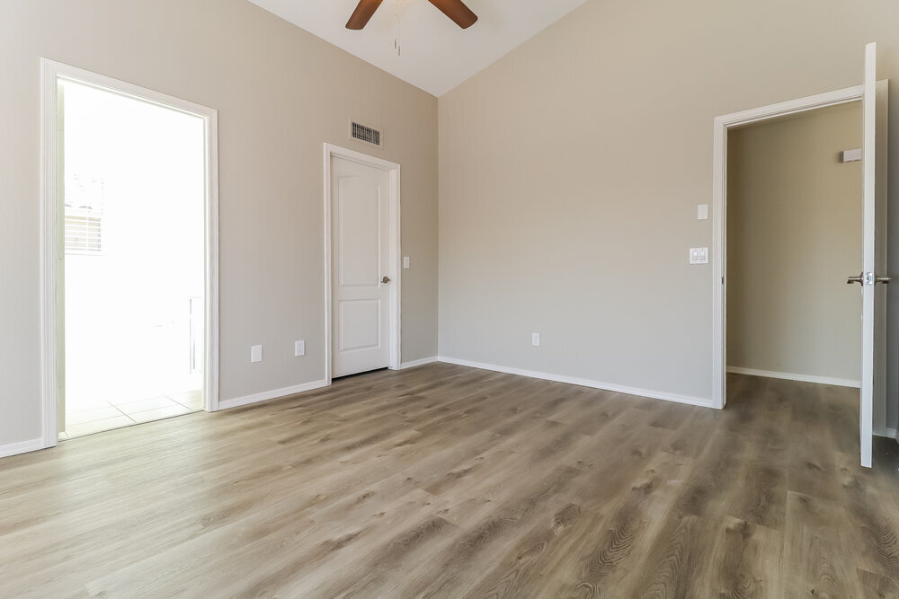 Building Photo - 9847 W Irma Ln