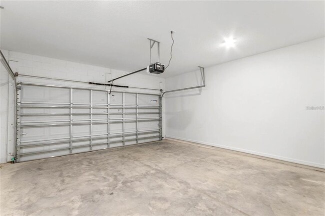 Building Photo - 1808 Sanibel Dr