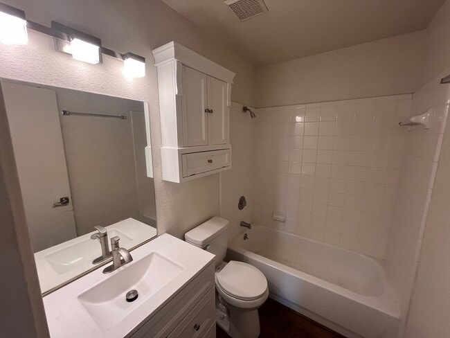 Building Photo - AVAILABLE NOW; APPLY AT OUR WEBSITE TODAY!