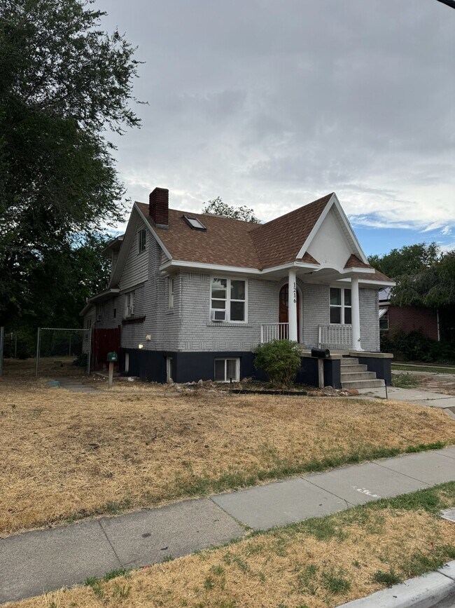 Building Photo - 1216 S 1100 E