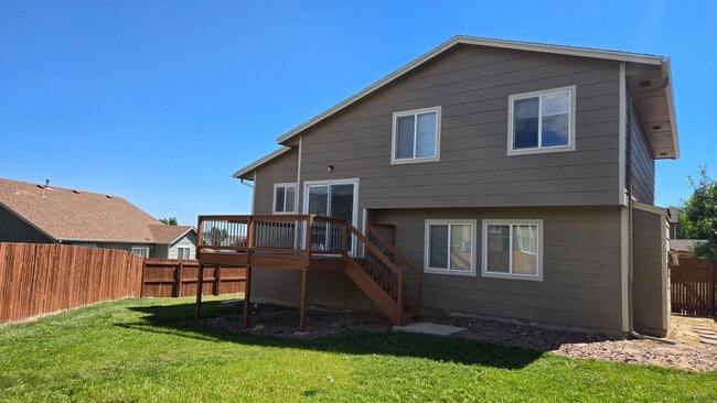 Building Photo - 7238 Banberry Dr