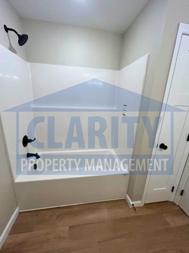 Building Photo - *Brand New* 3 bedroom home!