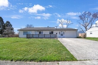 Building Photo - 4344 Broadhurst Dr