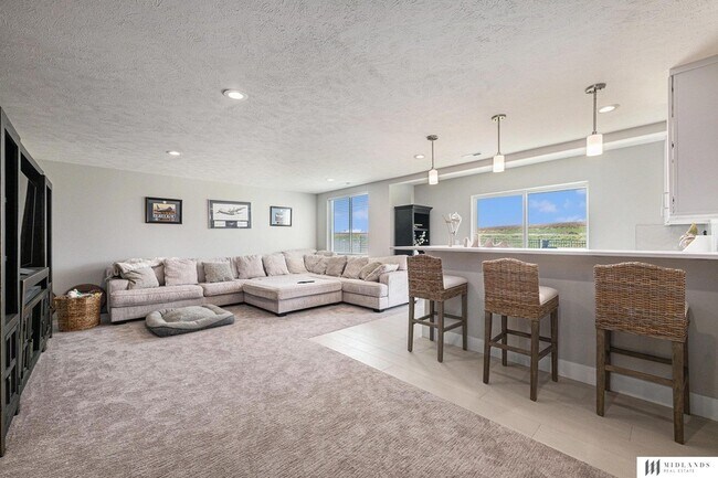 Building Photo - 11976 S 118th Ave