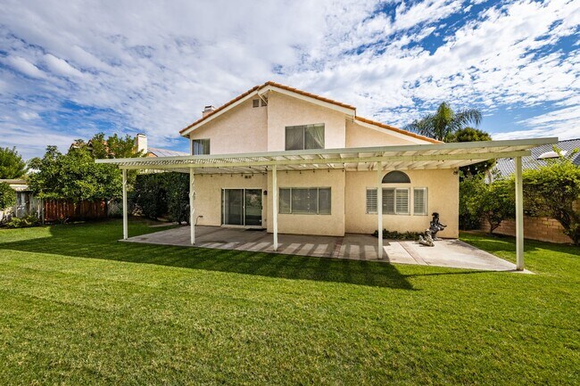 Building Photo - Beautiful Updated Home in Reche Canyon