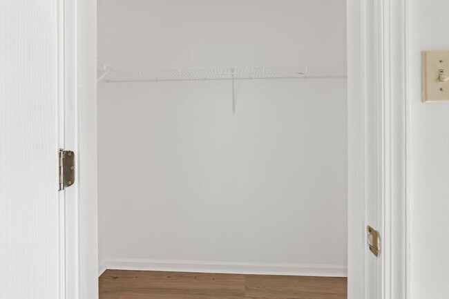 Building Photo - Beautifully Renovated Townhome in The Ridings at Brookside – Macungie