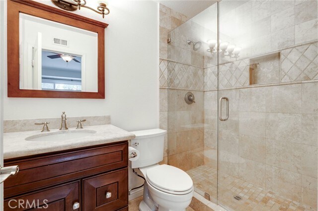 Building Photo - 581 N Pageant Dr