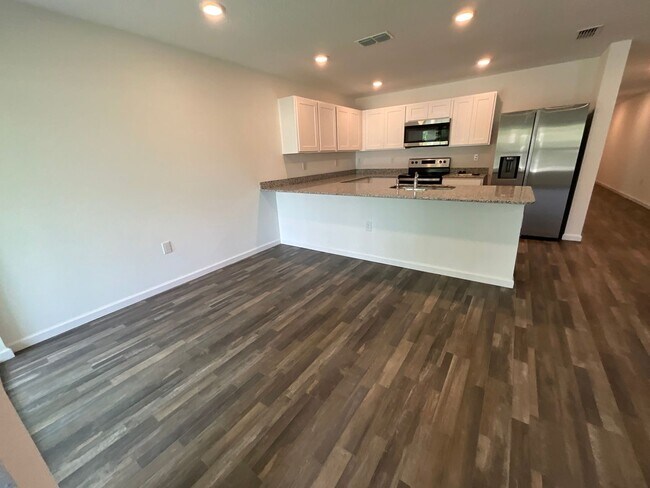 Building Photo - Citrus Springs - Welcome Home