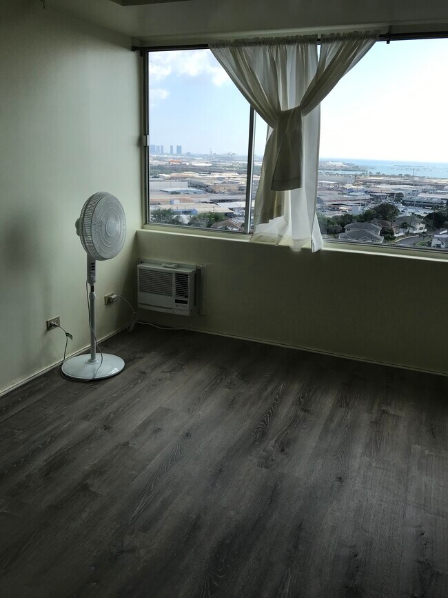 Building Photo - 2888 Ala Ilima St