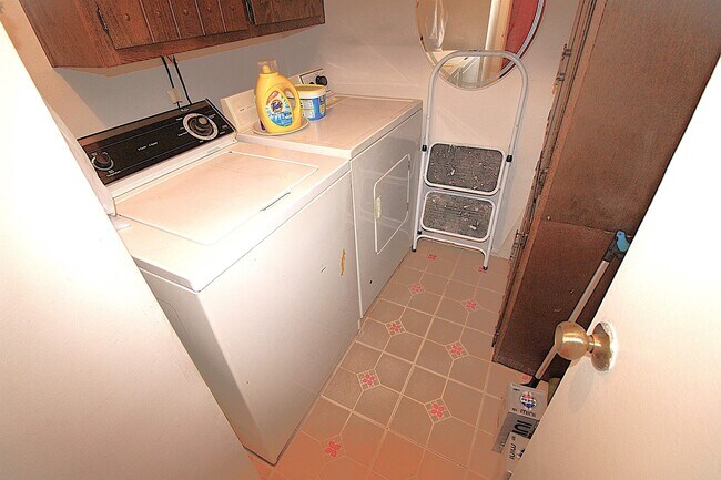 Building Photo - 187 SANDCASTLE Key