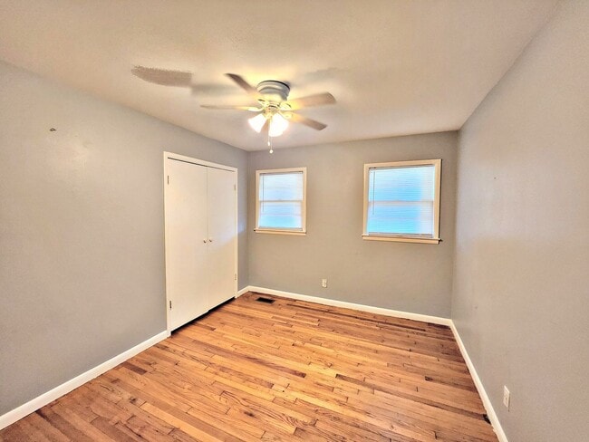 Building Photo - HOUSE FOR RENT - DECATUR