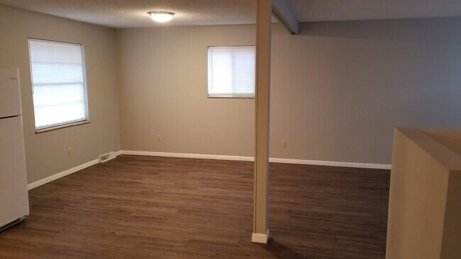 Building Photo - Nice, large home waiting to be called home