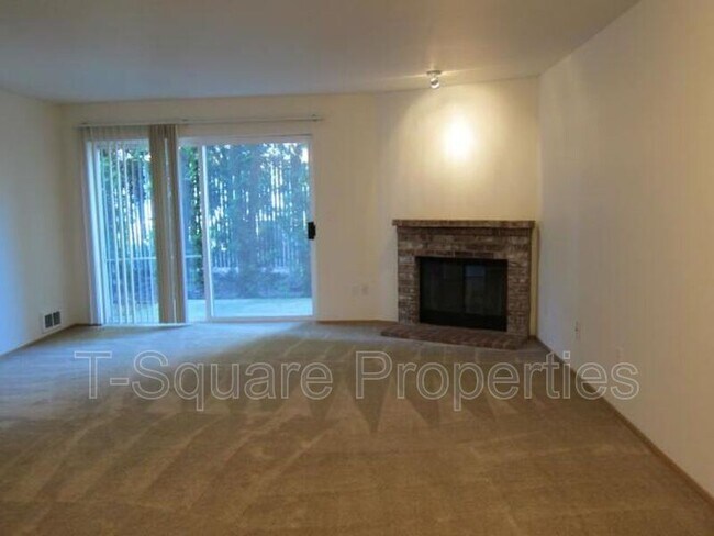 Building Photo - 7634 230th St SW