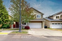 Building Photo - Gorgeous 4 Bed/2.5 Bath Pet-Free Home in Horizon Pointe!