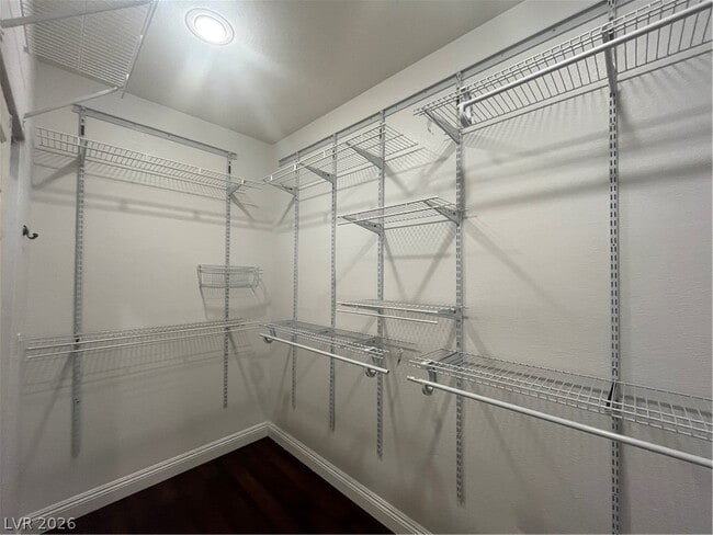 Building Photo - 1809 Snow Spring Ln