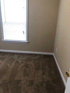 Building Photo - 132 Jesters Ln