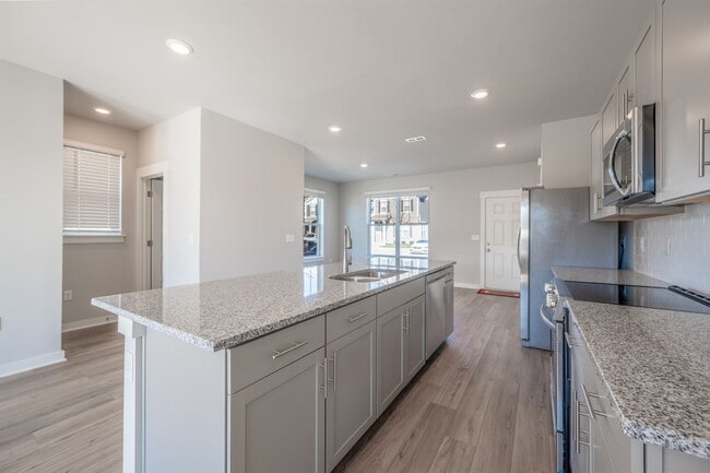 Building Photo - 4213 Gandalf Ln