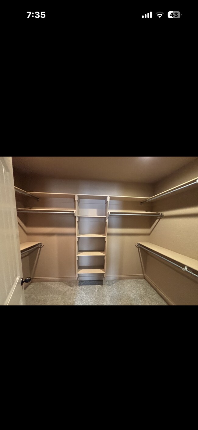 Building Photo - Branson Creek