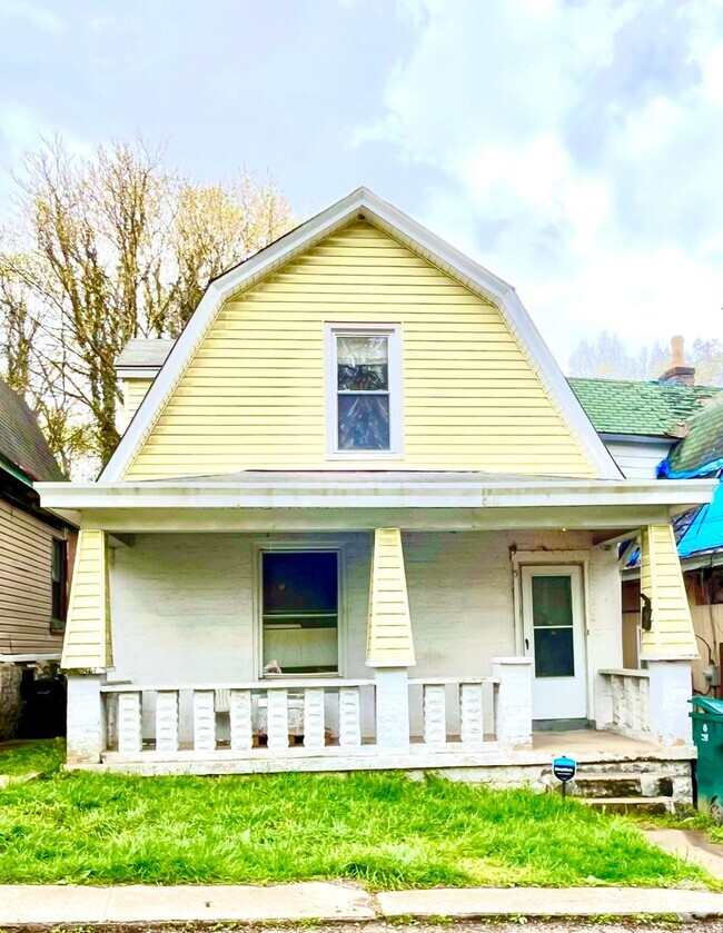 Building Photo - 5 Glenview Pl