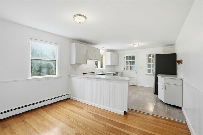 Building Photo - 49 Aberdeen Dr