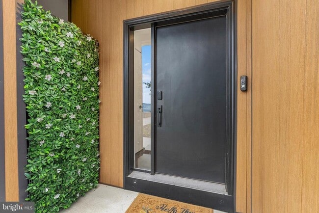 Building Photo - 3212 Evergreen Walk