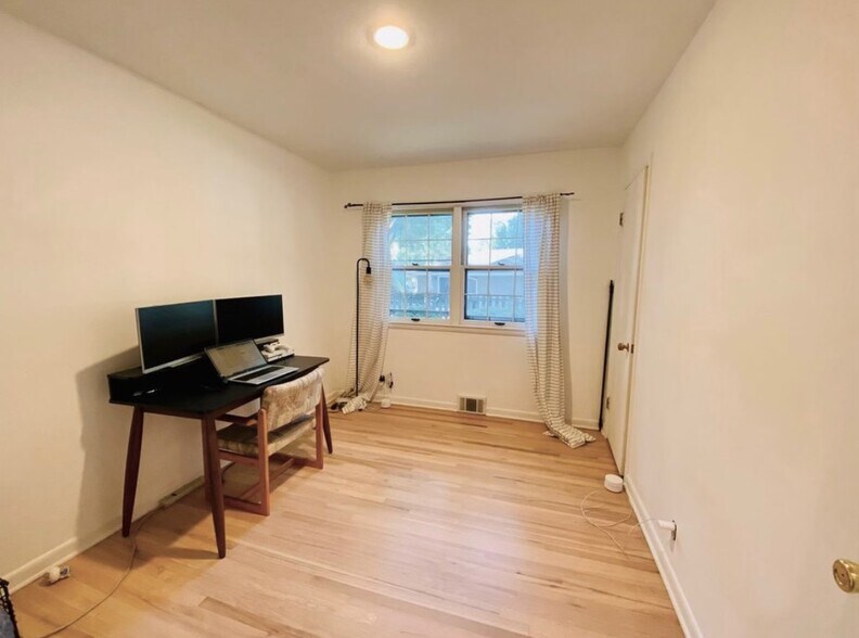 Third Bedroom - 4825 Pawnee Dr
