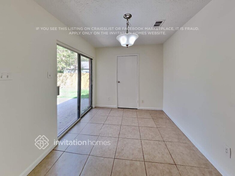Building Photo - 428 Gleneagles Dr