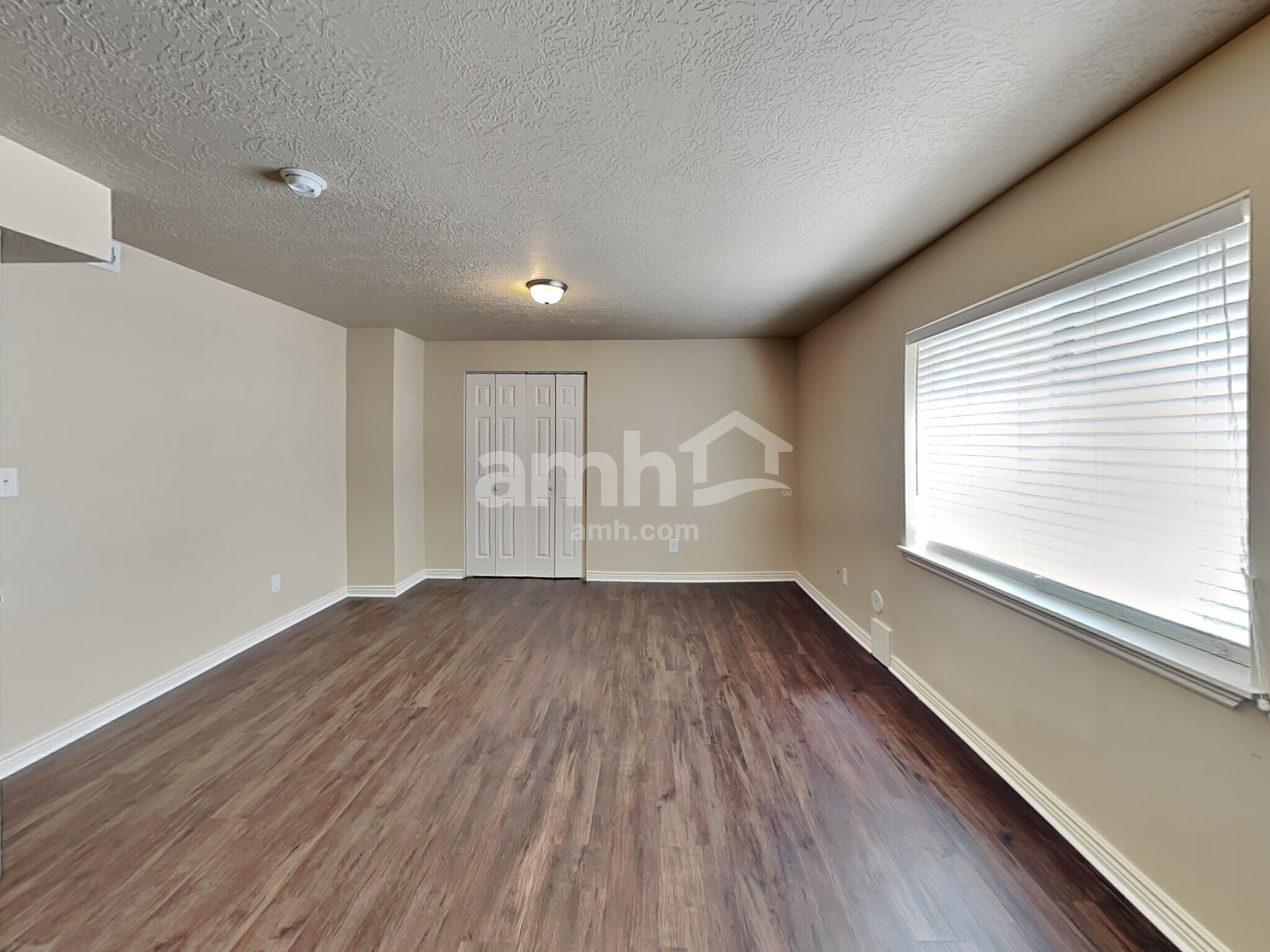 Building Photo - 12563 S Stonebridge Cir