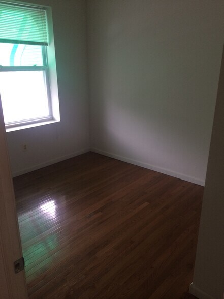 Building Photo - 3619 Spring Garden St