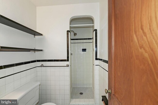 Building Photo - 3905 W St NW