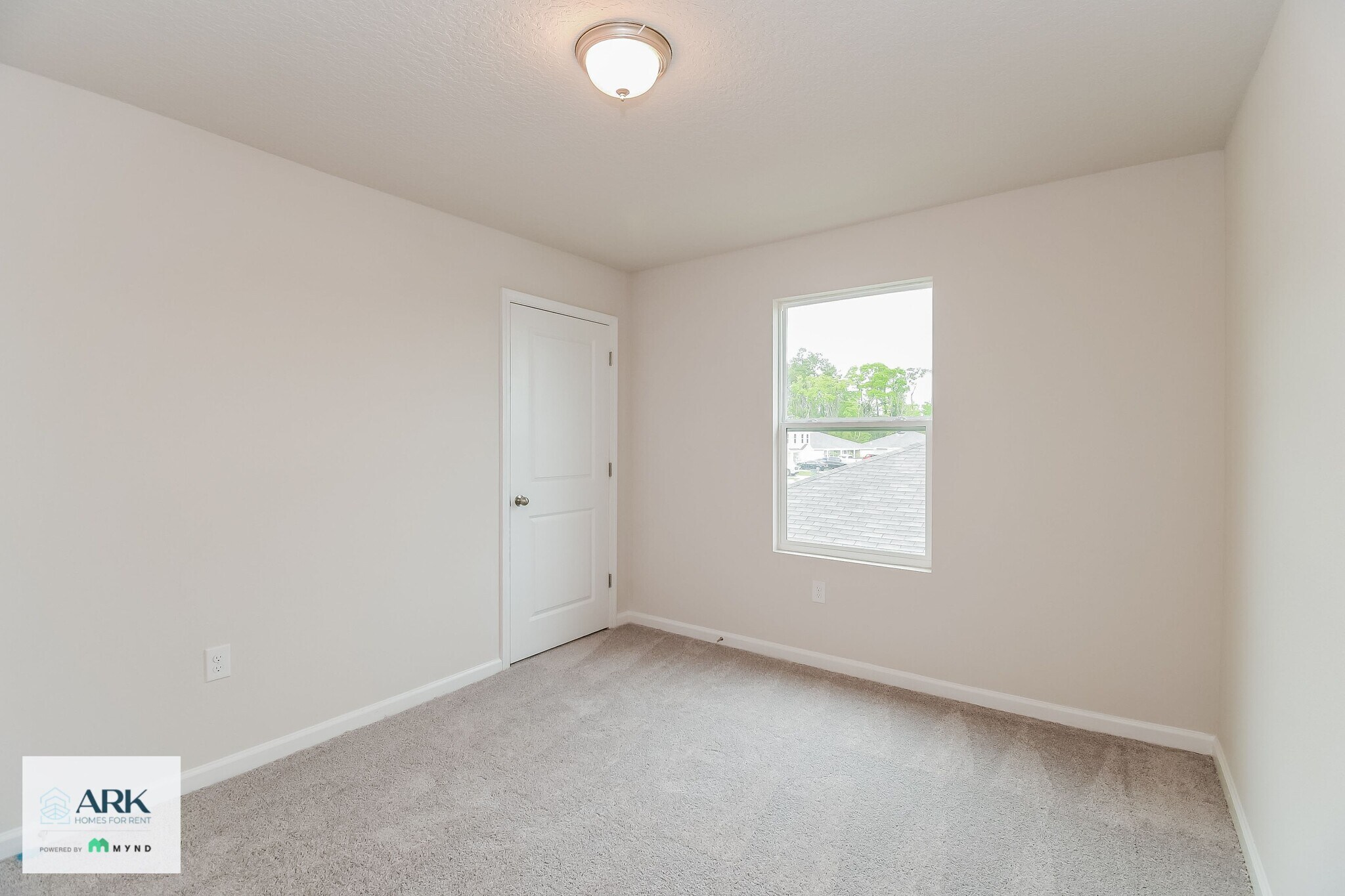 Building Photo - 45335 Red Brick Dr