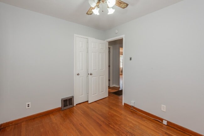 Building Photo - 10701 St Henry Ln