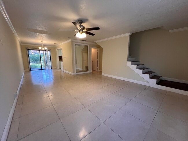 Building Photo - 6604 Dockside Cir