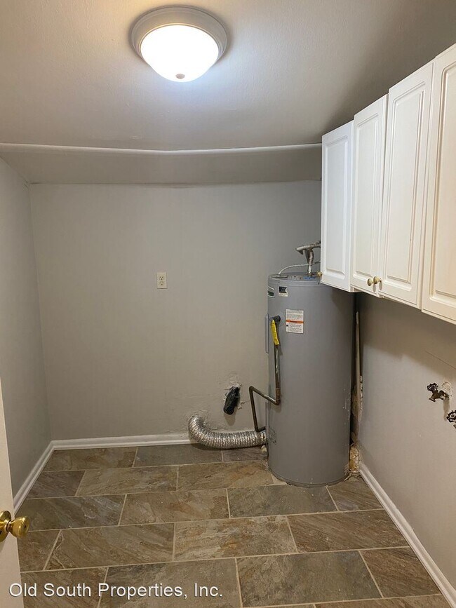 Building Photo - 2 br, 1 bath House - 1817 Toni Street Unit A
