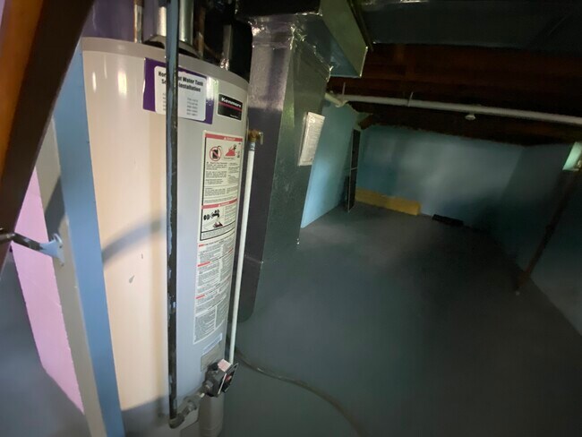 Building Photo - 406 Callodine Ave