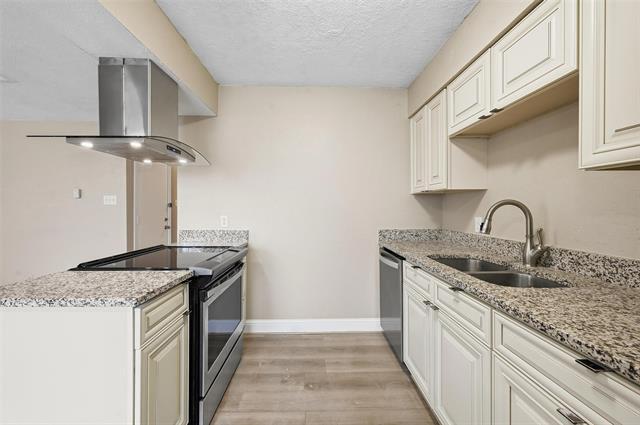 Building Photo - 7517 Clover Ln