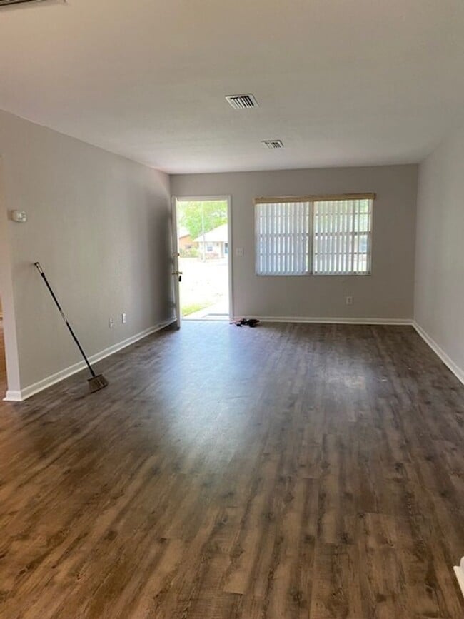 Building Photo - 8402 SW 101st Place Rd